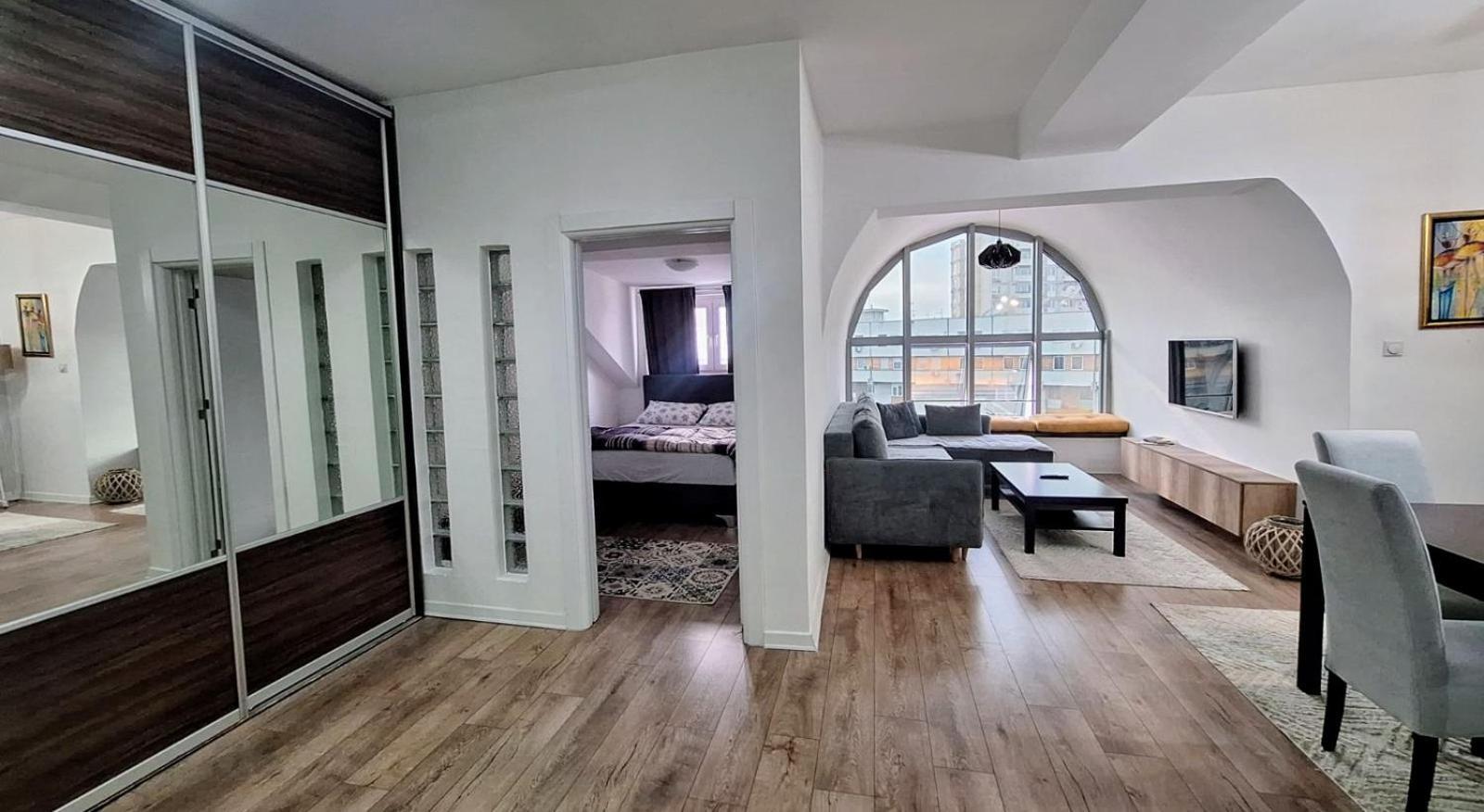 Skopje City Centar Apartment Near Marriott Exterior photo